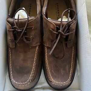 New Sperry Charter boat shoes - Boys 7 Wide